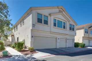 Photo #2: 2648934 Listing