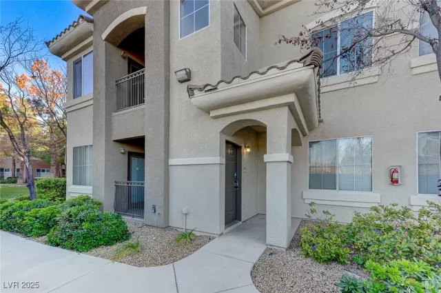 MLS: 2648935 Condo For Sale