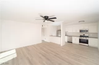 Photo #1: 2648945 Listing