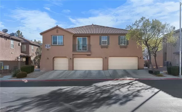 MLS: 2648950 Condo For Sale