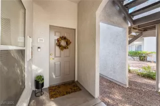 Photo #2: 2648971 Listing 