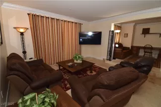 Photo #2: 2648973 Listing 