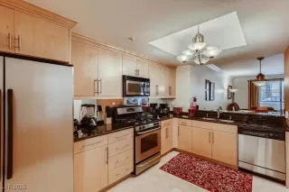 Photo #3: 2648973 Listing 