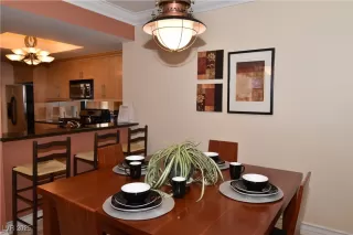 Photo #5: 2648973 Listing 