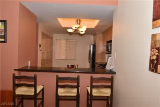 Photo #6: 2648973 Listing 