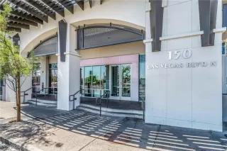 Photo #2: 2648985 Listing