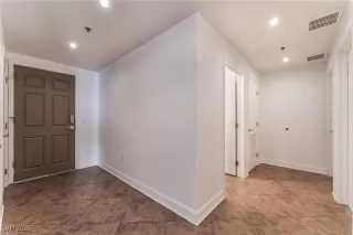 Photo #4: 2648985 Listing