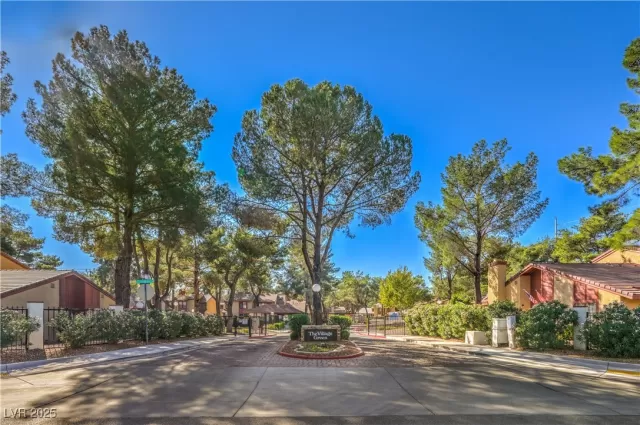 MLS: 2648993 Condo For Sale