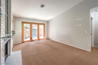 Photo #4: 2648993 Listing 