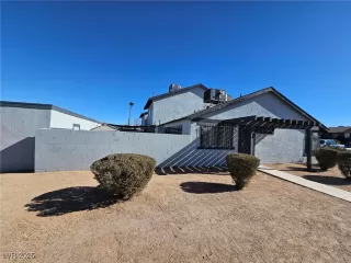 Photo #1: 2649009 Listing 