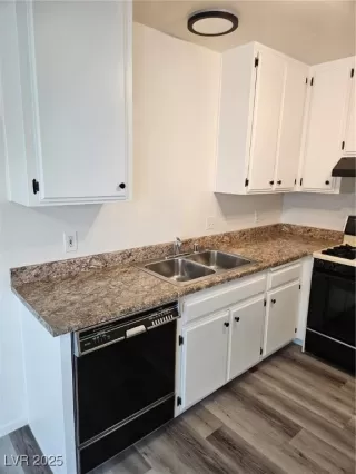 Photo #6: 2649009 Listing 