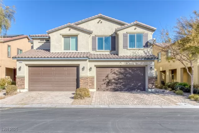 MLS: 2649039 Condo For Sale