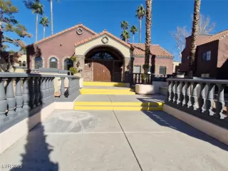 Photo #1: 2649048 Listing 