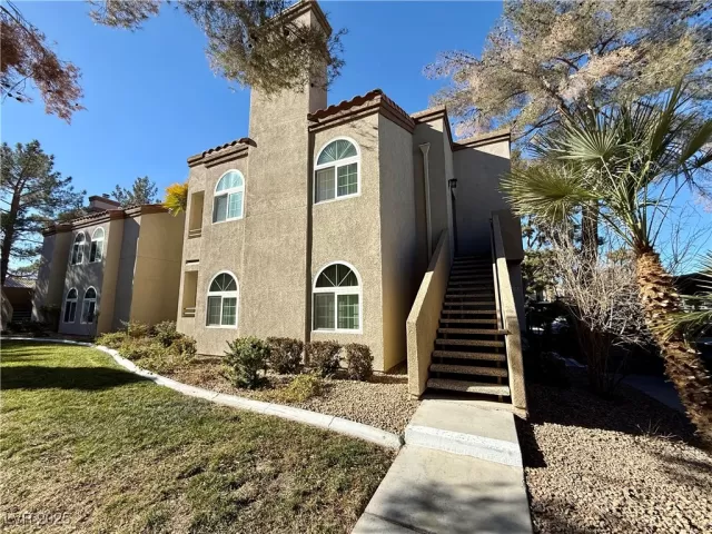 MLS: 2649104 Condo For Sale