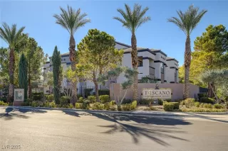 Photo #1: 2649137 Listing 