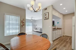 Photo #5: 2649137 Listing 