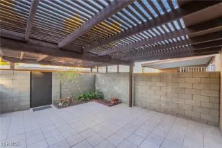 Photo #3: 2649159 Listing 