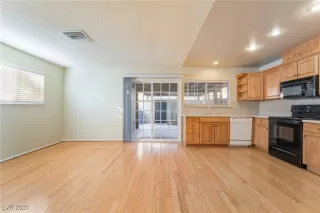 Photo #4: 2649159 Listing 