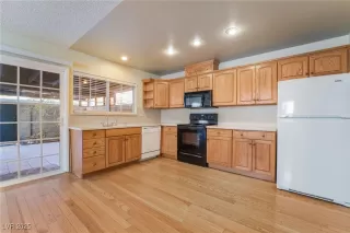 Photo #5: 2649159 Listing 