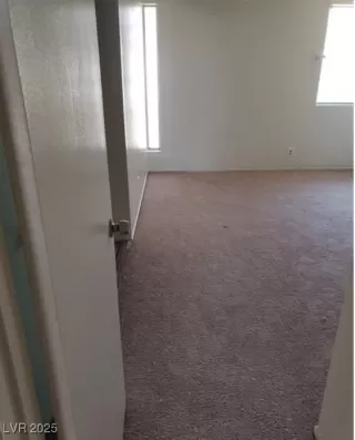 Photo #5: 2649169 Listing 