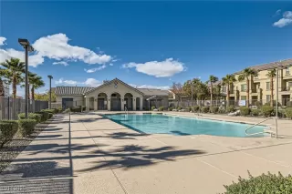 Photo #2: 2649218 Listing 