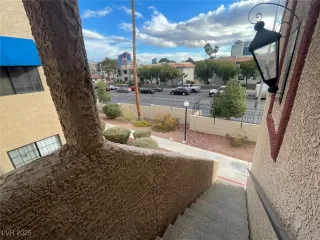 Photo #4: 2649246 Listing 