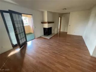 Photo #5: 2649246 Listing 