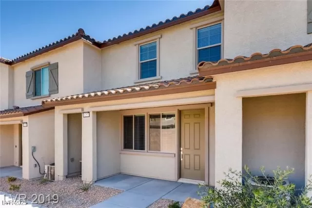 MLS: 2649264 Condo For Sale