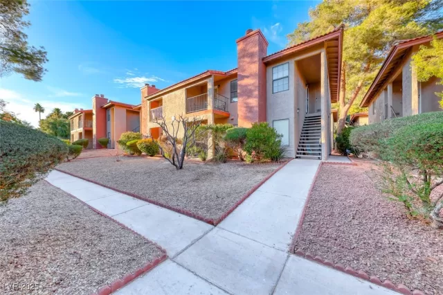 MLS: 2649299 Condo For Sale