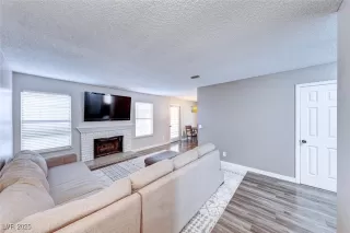 Photo #6: 2649299 Listing 