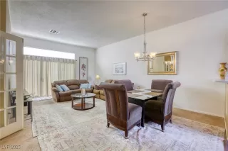 Photo #3: 2649331 Listing 