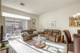 Photo #5: 2649331 Listing 