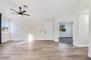 Photo #6: 2649339 Listing 