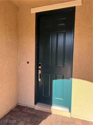 Photo #3: 2649364 Listing 