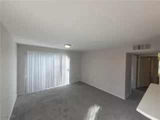 Photo #3: 2649368 Listing 