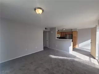 Photo #4: 2649368 Listing 