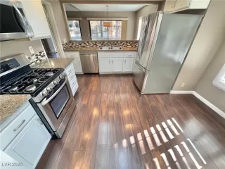 Photo #2: 2649371 Listing 