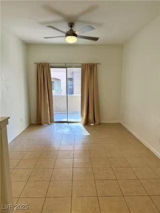 Photo #4: 2649378 Listing