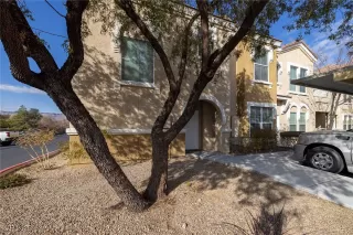 Photo #2: 2649380 Listing 