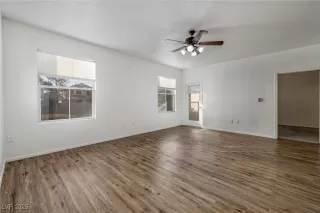 Photo #4: 2649380 Listing 