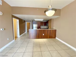 Photo #6: 2649400 Listing 