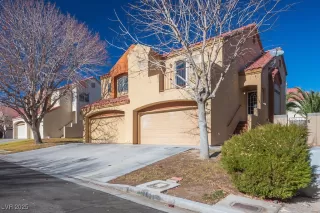 Photo #2: 2649411 Listing 