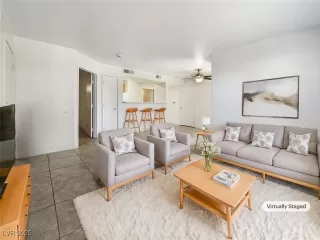 Photo #1: 2649425 Listing