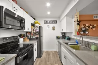 Photo #1: 2649435 Listing