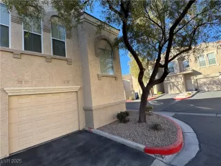 Photo #4: 2649484 Listing 