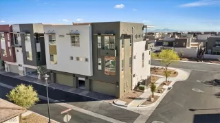 Photo #1: 2649520 Listing 