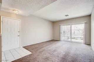 Photo #1: 2649531 Listing 