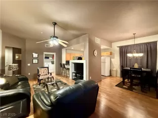 Photo #6: 2649533 Listing 