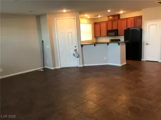 Photo #4: 2649550 Listing 