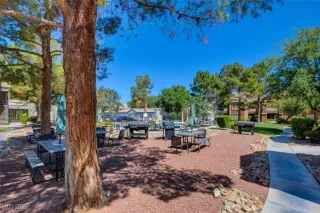 Photo #5: 2649653 Listing 